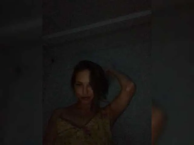 bambi_lu – webcam model profile photo Image 12