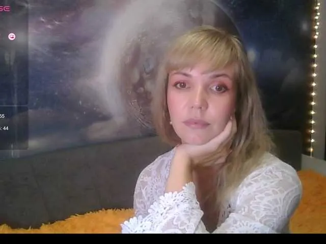 Alessia – webcam model profile photo Image 15