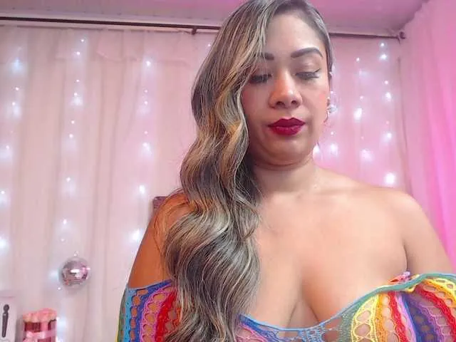 GeminiCode22 – webcam model profile photo Image 3