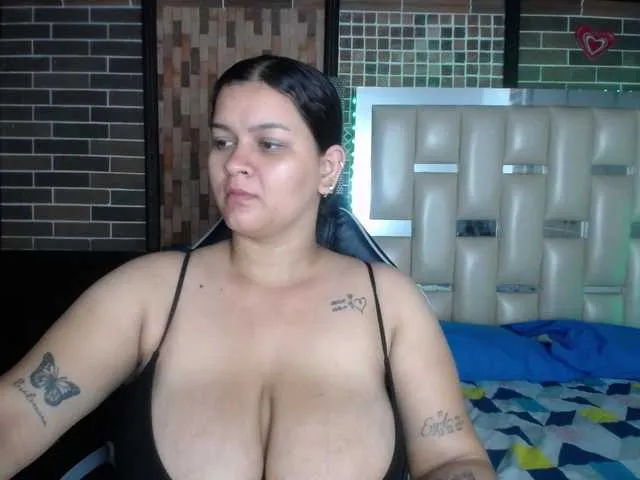 KrissSweetBoobs Image 8