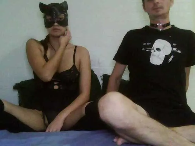 roouse – webcam model profile photo Image 8