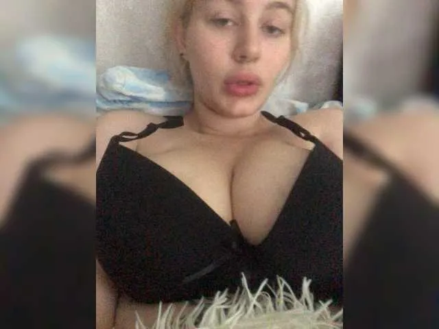 YasmienAtos – webcam model profile photo Image 17