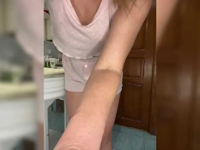 Lady-Dee Image 2