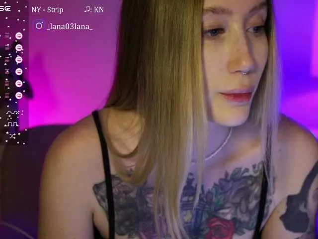 LunaJohansson – webcam model profile photo Image 3