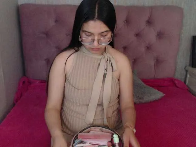 floriamANDjazmin – webcam model profile photo Image 16