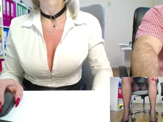 LiaWest – webcam model profile photo Image 6