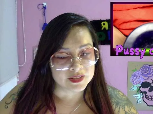 Lorienna – webcam model profile photo Image 3