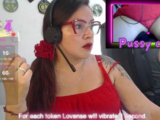 Lorienna – webcam model profile photo Image 7