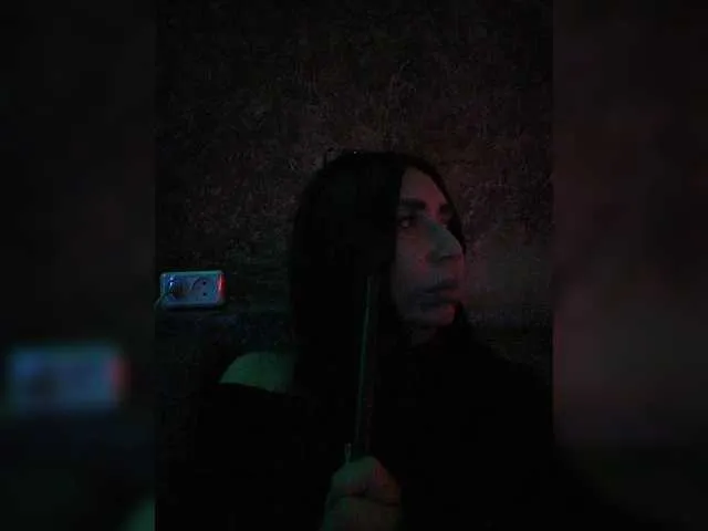 MarylinGlory – webcam model profile photo Image 4