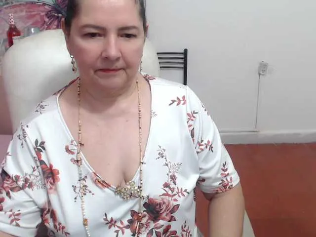 natsumi_NTR_TV – webcam model profile photo Image 5