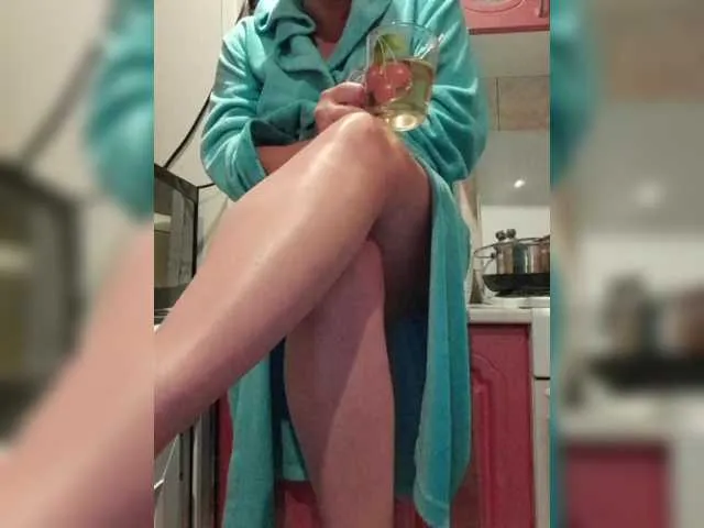 ___Lily___ – webcam model profile photo Image 11