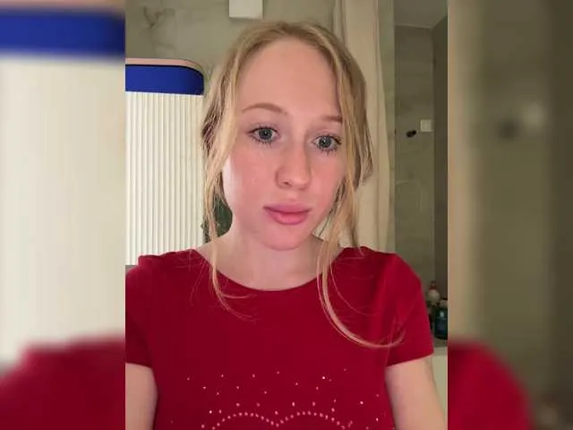 KetrinLove – webcam model profile photo Image 17