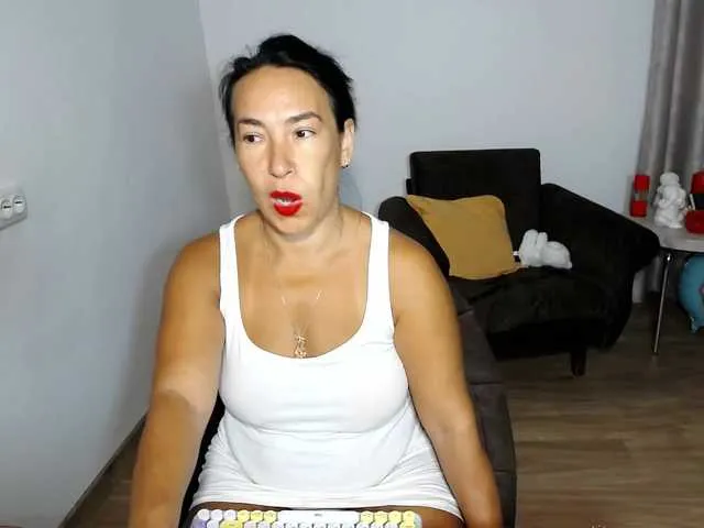 NastyMilf_ – webcam model profile photo Image 12