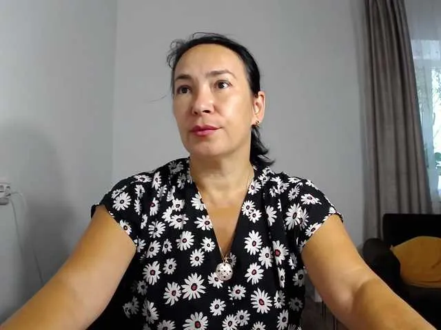 NastyMilf_ – webcam model profile photo Image 4