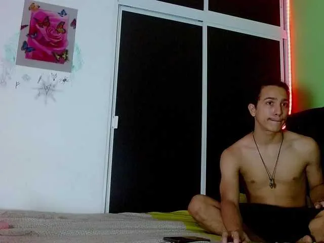 LeslyAnderson – webcam model profile photo Image 18