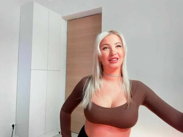 OliviaOcean69 – webcam model profile photo Image 5