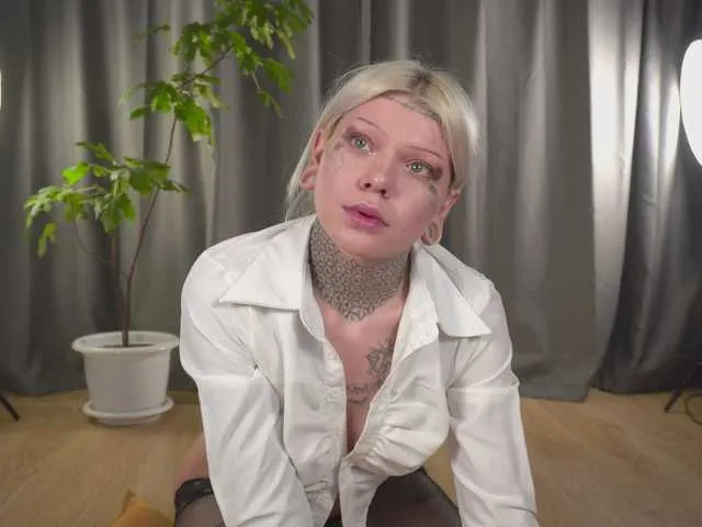 Lisalovelyy Image 2