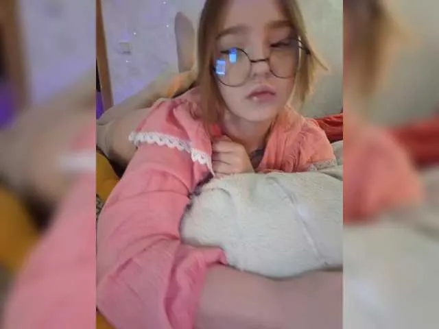 LittleDelora's Thumb Image