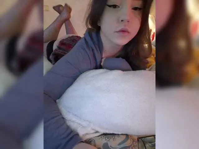 LittleDelora Image 4