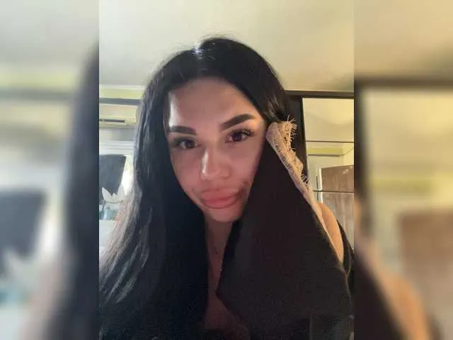 MabelPaez – webcam model profile photo Image 15