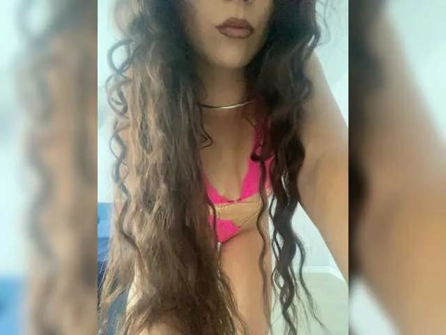 YasmienAtos – webcam model profile photo Image 2