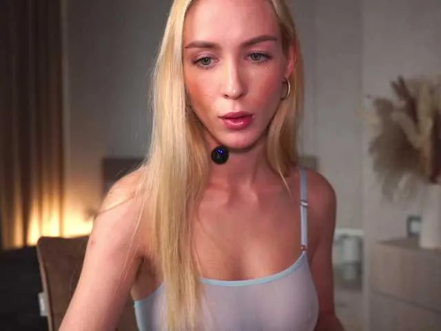 Lovely-Olivia Image 14