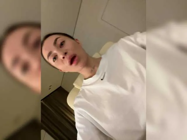 SofiaBellweather – webcam model profile photo Image 13