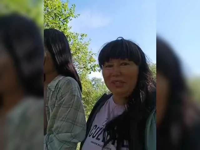 EsmeBrowm – webcam model profile photo Image 14