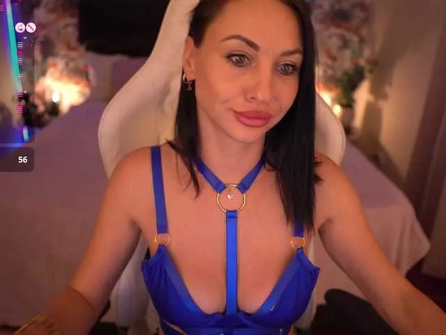 Seline – webcam model profile photo Image 10