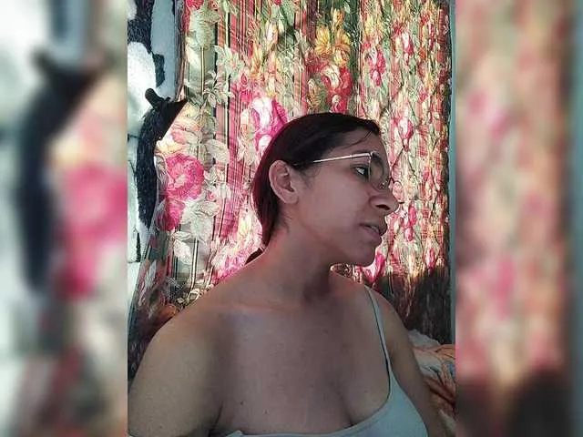 Nataliecroys – webcam model profile photo Image 16