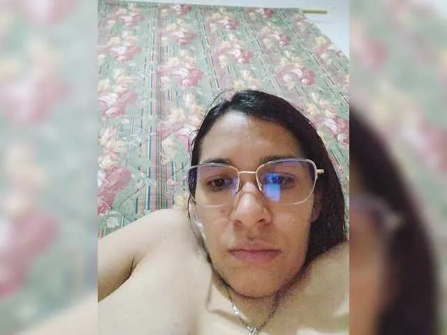 Nataliecroys – webcam model profile photo Image 7