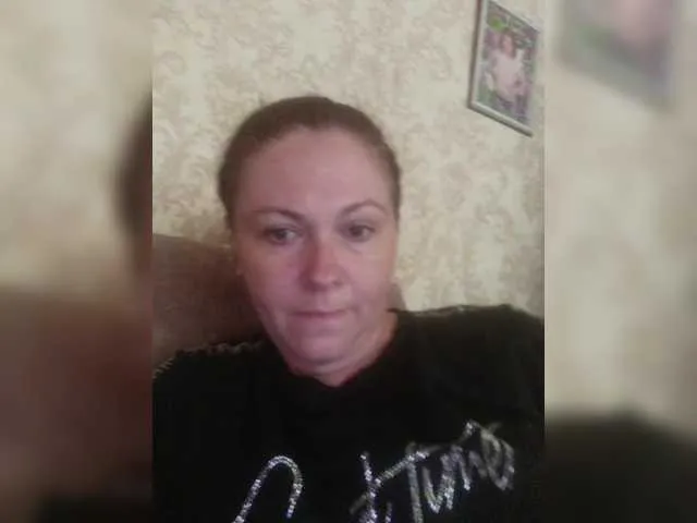 LunaLime – webcam model profile photo Image 6