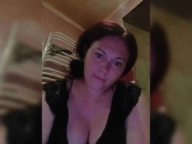 LunaLime – webcam model profile photo Image 8