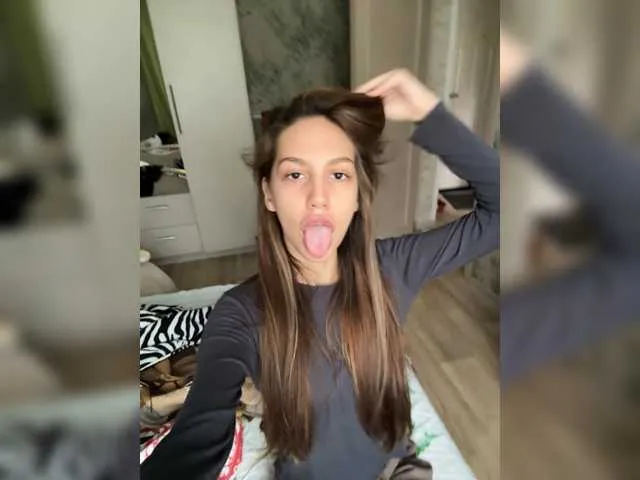 fit_vic – webcam model profile photo Image 17