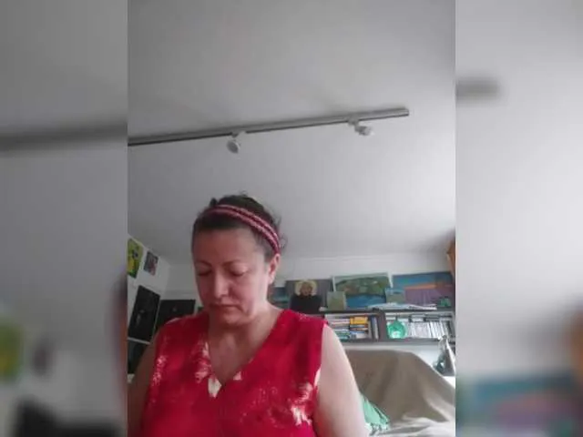 AKO_o0 – webcam model profile photo Image 19