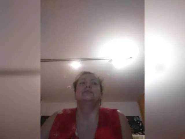 AKO_o0 – webcam model profile photo Image 2