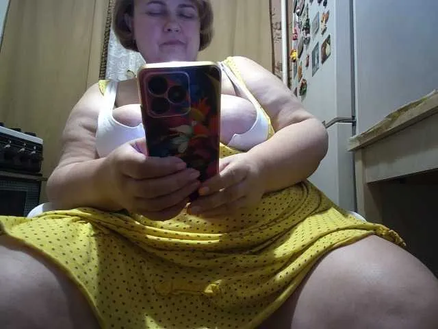 LeslyAnderson – webcam model profile photo Image 6