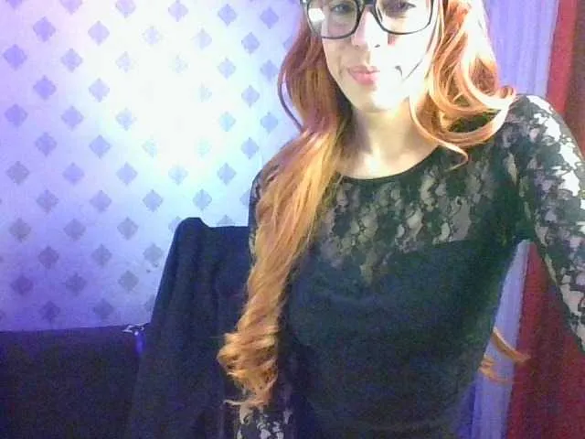 Paratrax – webcam model profile photo Image 17