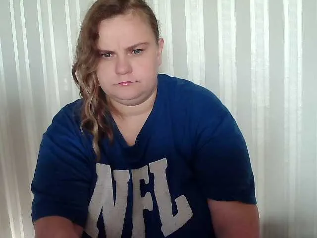 MiraKova – webcam model profile photo Image 10