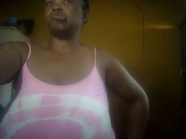 NatashaCeratti – webcam model profile photo Image 14