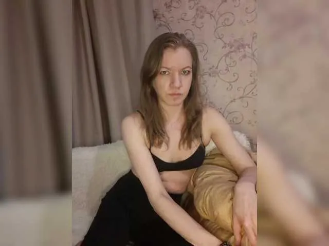 YasmienAtos – webcam model profile photo Image 4