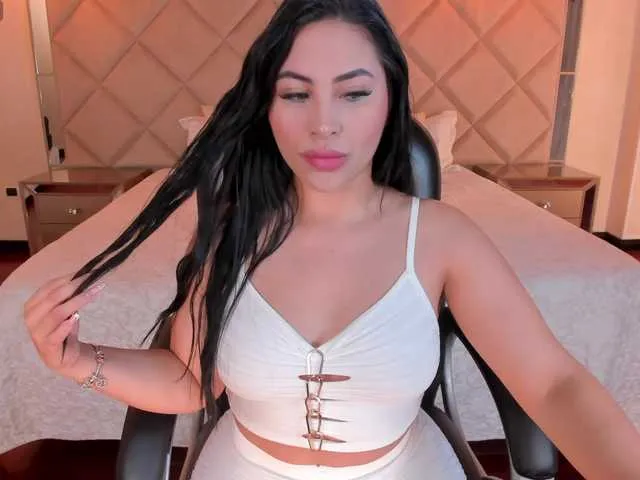 JuliettaJoness – webcam model profile photo Image 2
