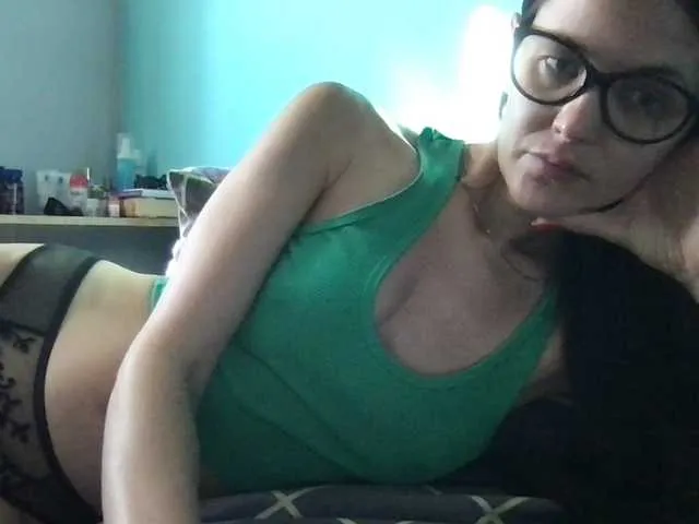 NolanMia – webcam model profile photo Image 12