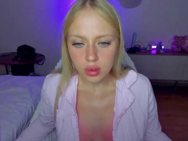 MindyKally Image 17