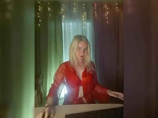 KellyHansen – webcam model profile photo Image 14