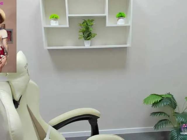 AnnaJack – webcam model profile photo Image 12