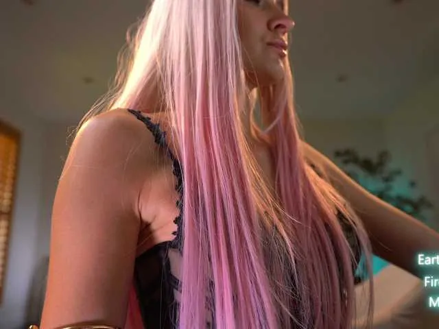 Queen_Shanuu – webcam model profile photo Image 10