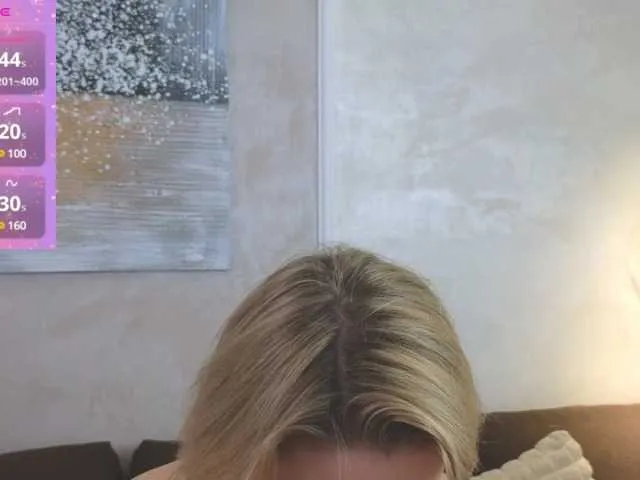 LoraJordan – webcam model profile photo Image 13