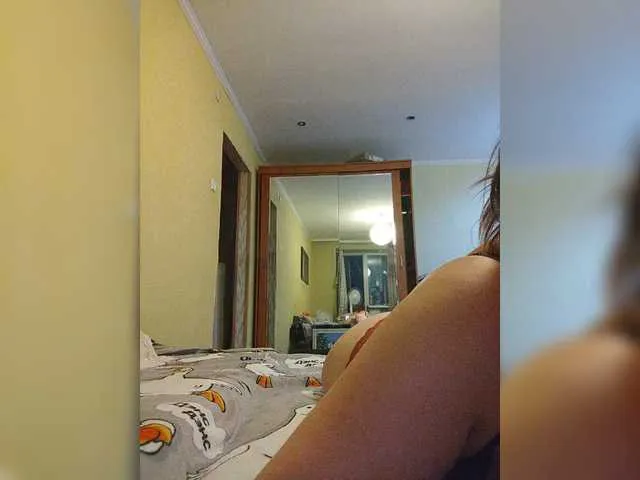 EllaJade – webcam model profile photo Image 14