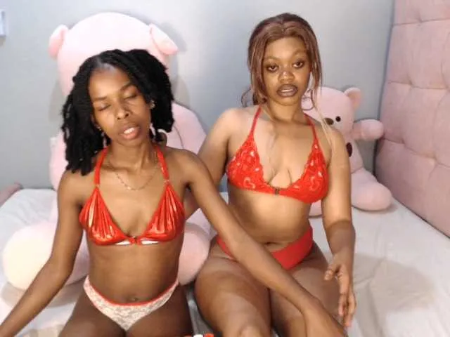 LunaTempt – webcam model profile photo Image 19